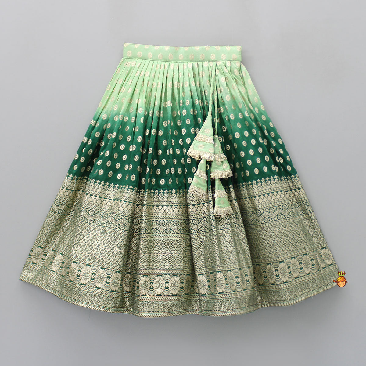 Pre Order: Splendid Embroidered Halter Neck Green Top With Lehenga And Fringed Lace Dupatta