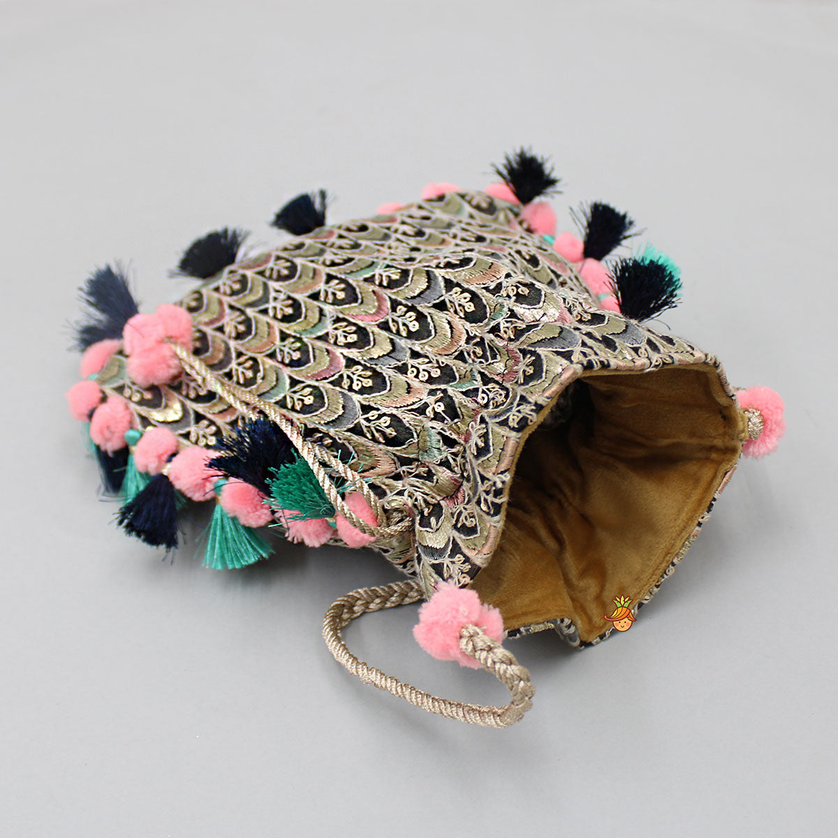 Pre Order: Exquisite Sequins Work Dual Toned Fringed Detailed Potli Bag