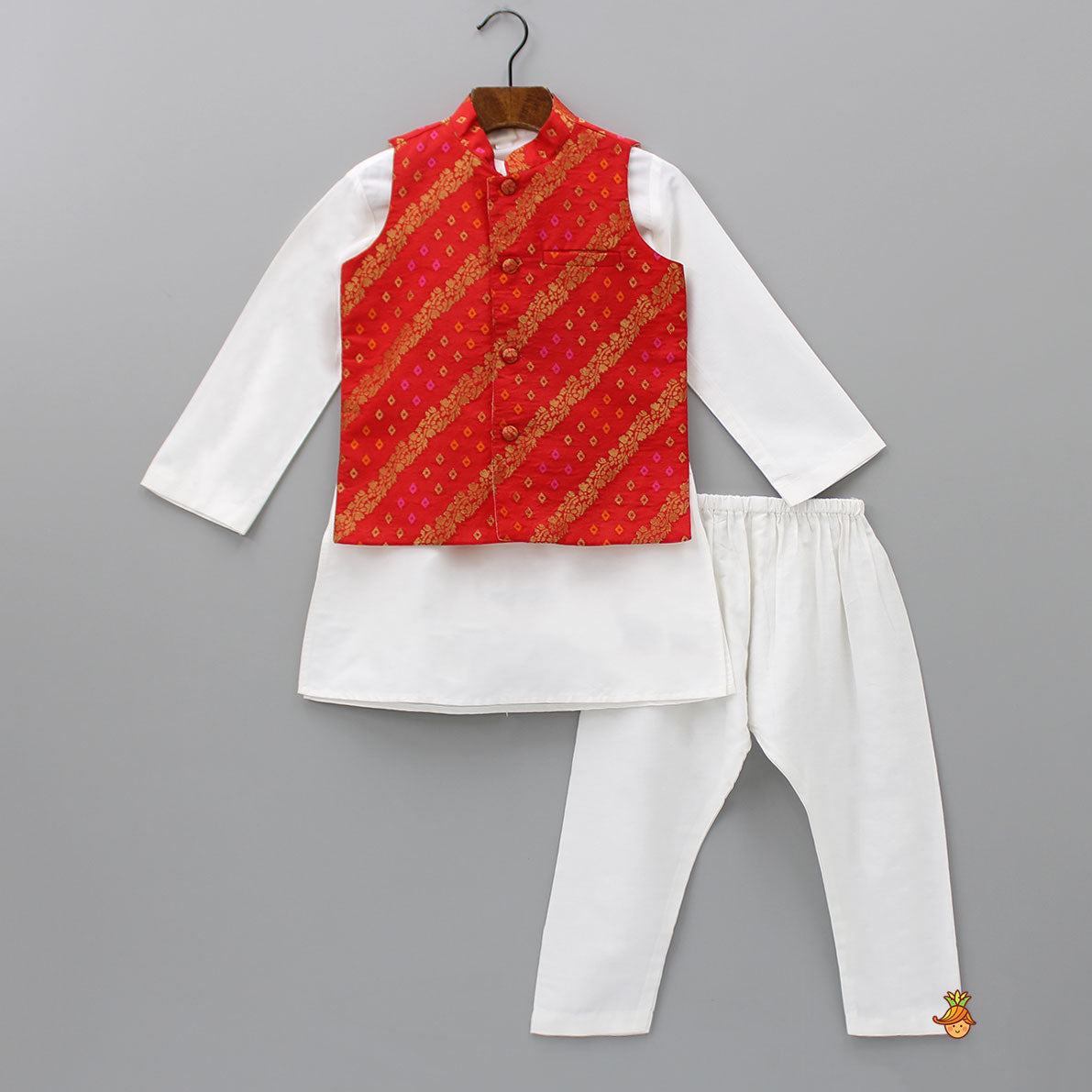 Pre Order: Ethnic Kurta With Bandhani Embroidered Red Jacket And Pyjama