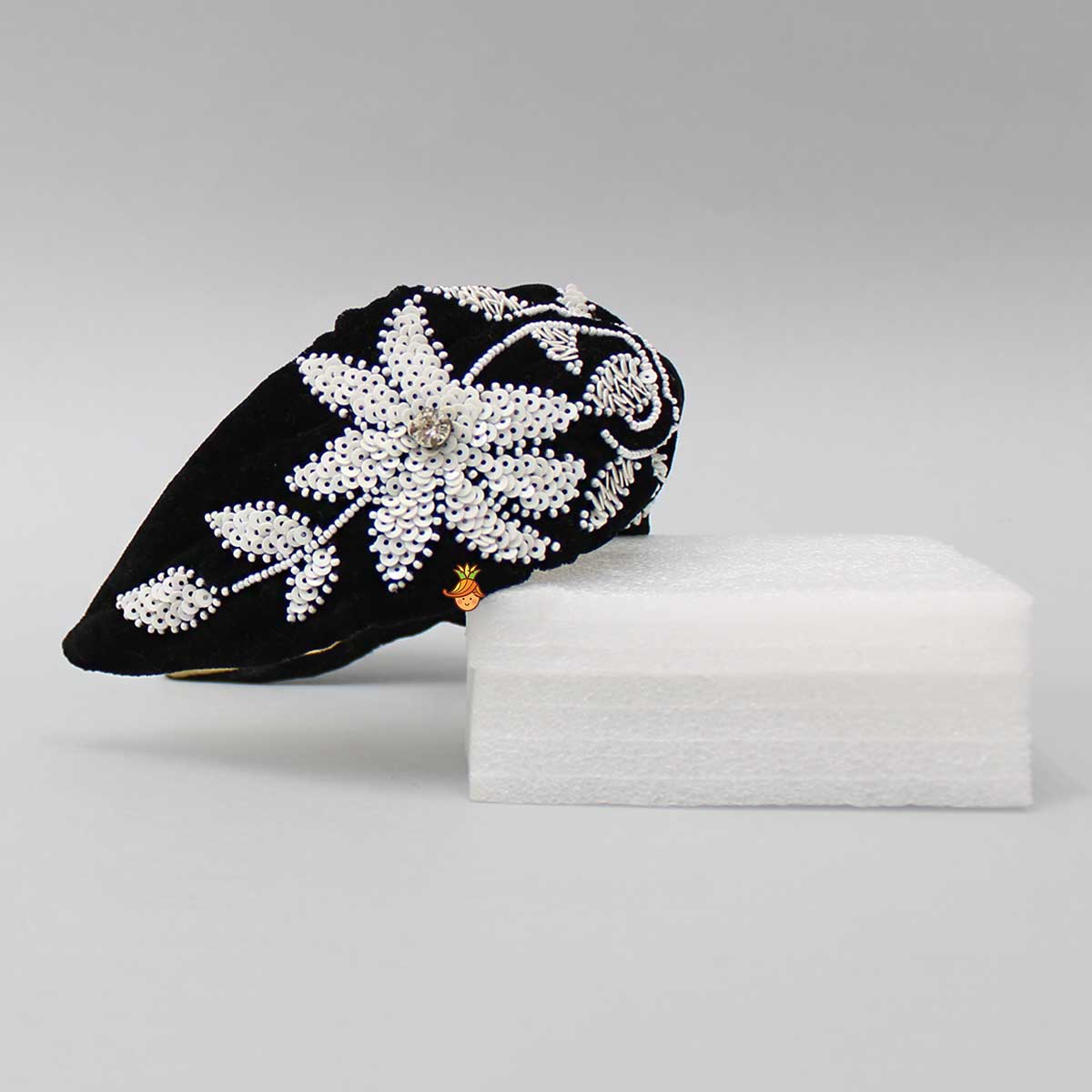 Intricate Sequins Embroidered Black Velvet Hair Band