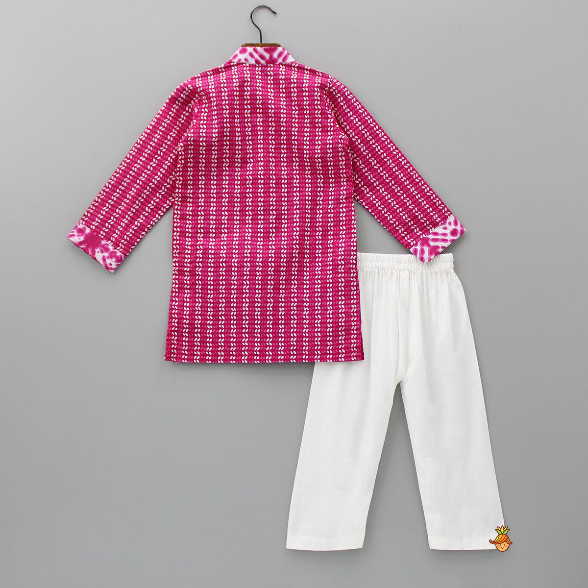 Pre Order: Lace Detail Front Placket Pink Printed Kurta And Pyjama