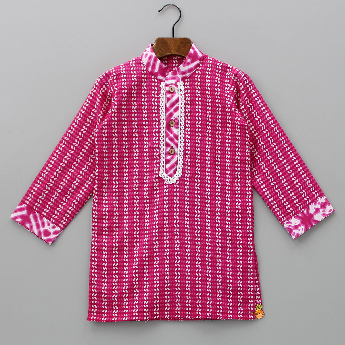 Pre Order: Lace Detail Front Placket Pink Printed Kurta And Pyjama